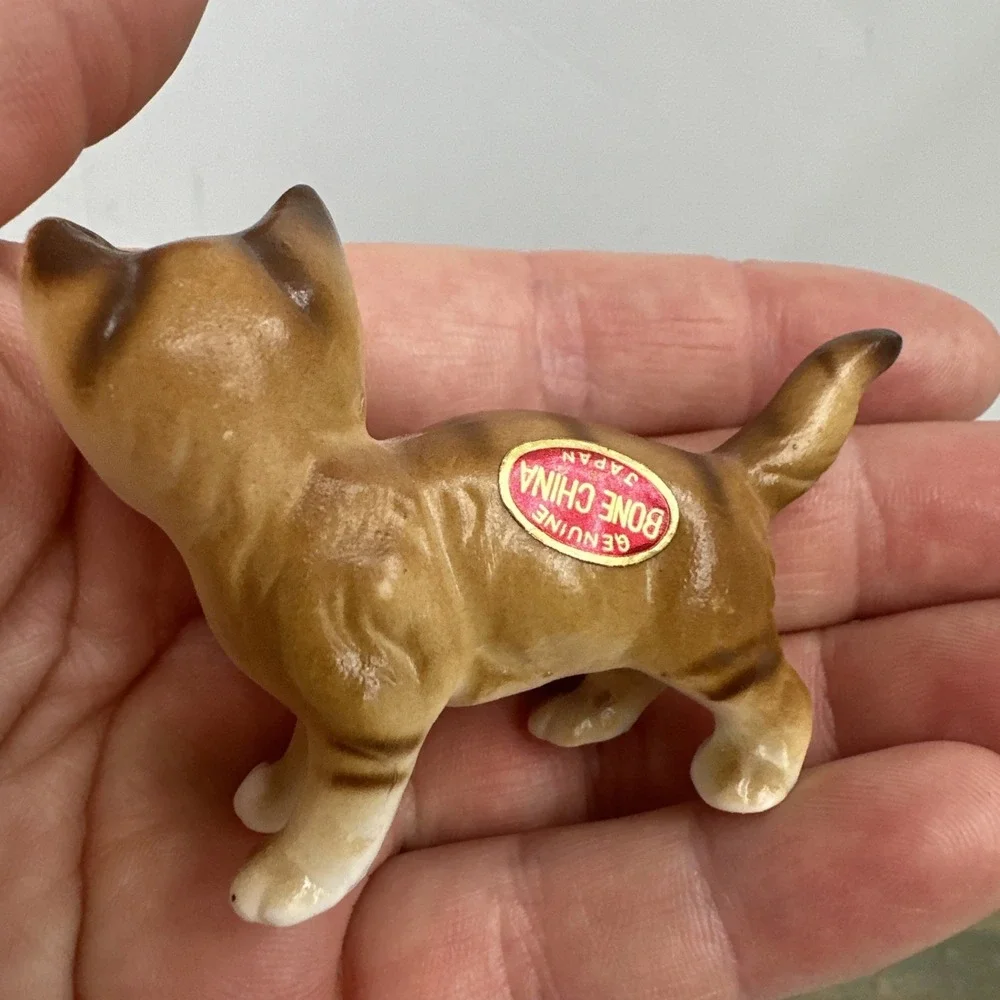 Lot 5 Vintage Bone China cat Miniatures Playful Kittens made Japan Foil Stickers